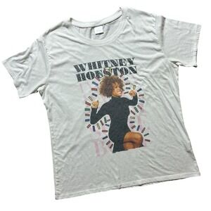Whitney Houston Women's T-Shirt Whit Nip Touring The Relaxed Tee White Large‎